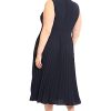 Women's Sleeveless Stretch Light Bubble Crepe Pleated Skirt Midi Dress